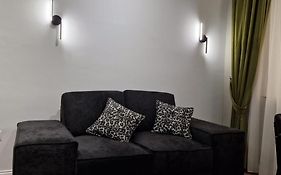 Heart Of Tirana Apartment